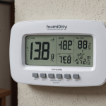 découvrez la nouvelle solution innovante d'action pour lutter contre l'humidité, disponible à moins de 5 €. protégez votre maison et améliorez votre confort sans vous ruiner !