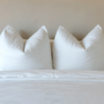 découvrez comment chaque détail contribue à l’élégance et au raffinement d’une chambre de luxe chez esprit palace. plongez dans l’univers des matériaux, couleurs et ambiances qui subliment votre espace pour une atmosphère unique.