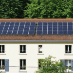 découvrez les différences entre panneaux solaires thermiques et photovoltaïques afin de choisir la solution la plus adaptée à votre installation. nos conseils pour comprendre leurs avantages et optimiser votre projet solaire.