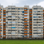 découvrez en combien de temps vous pouvez obtenir une attribution de logement social, les délais moyens d'attente et les facteurs pouvant influencer cette durée en france.