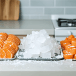 découvrez les précautions à prendre et les solutions à adopter si votre congélateur est resté ouvert pendant 12 heures afin de préserver la sécurité de vos aliments et éviter le gaspillage.