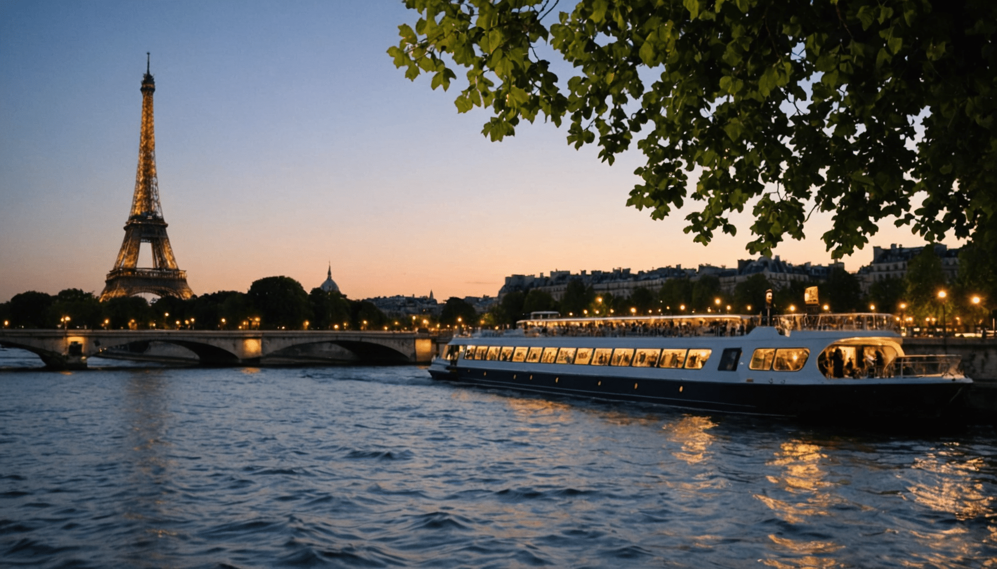 embarquez pour une expérience inoubliable à paris avec une croisière gastronomique sur la seine. admirez les monuments emblématiques tout en savourant des plats raffinés préparés par des chefs talentueux. une manière unique et délicieuse de découvrir la ville lumière!