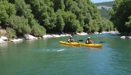 découvrez les vacances idéales près de vallon-pont-d'arc, entre paysages enchanteurs, activités en plein air et détente au cœur de la nature. explorez nos suggestions pour un séjour mémorable !