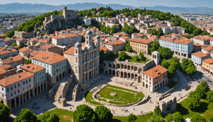 explorez plovdiv, la perle de la bulgarie ! découvrez ses sites incontournables, son riche héritage culturel et les merveilles à visiter dans ses environs pour un séjour inoubliable.