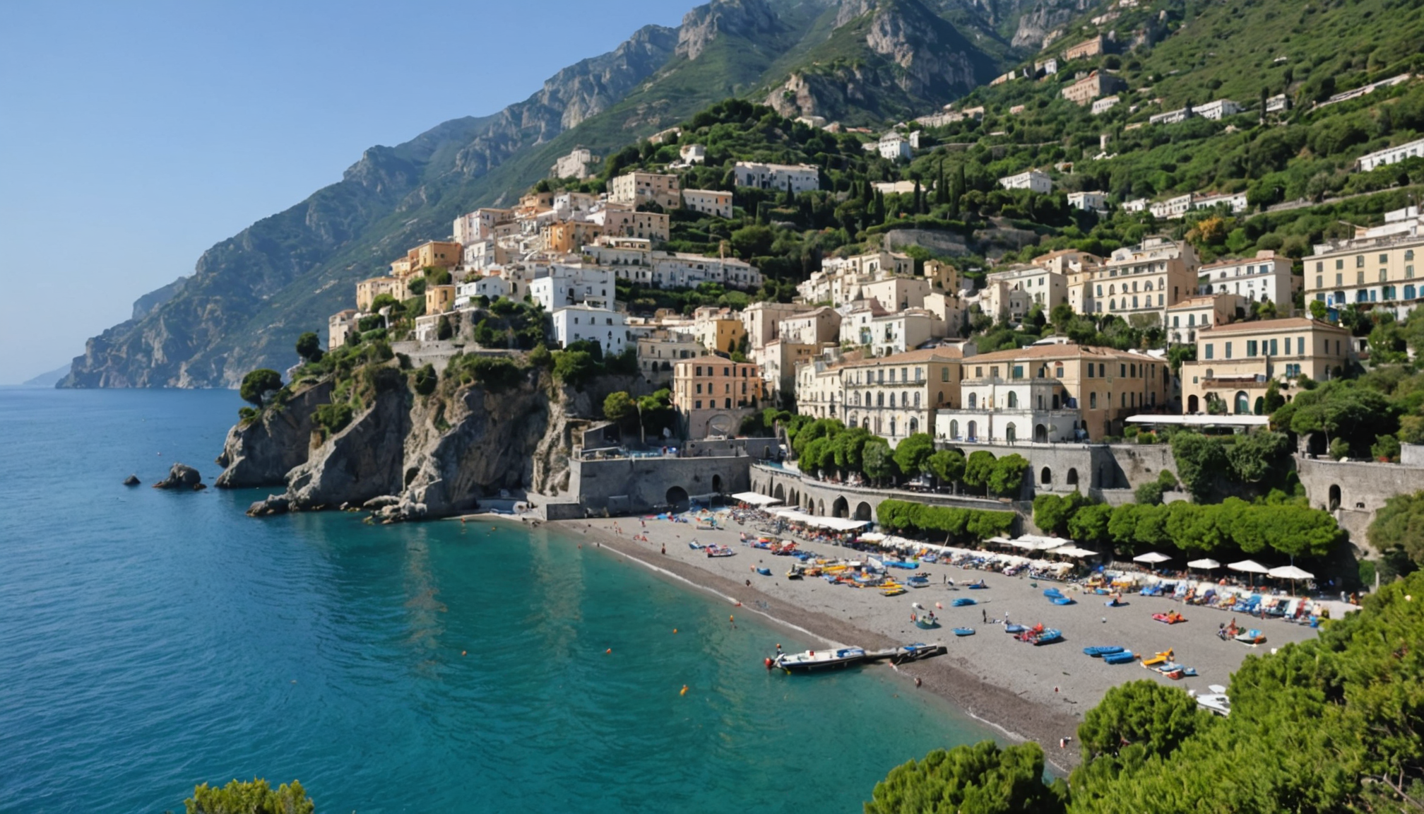 explorez maiori, un trésor méconnu de la côte amalfitaine. entre plages sublimes, ruelles authentiques et gastronomie locale, laissez-vous séduire par ce village italien plein de charme !