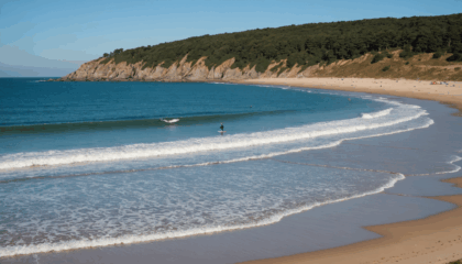 découvrez les meilleurs spots de surf en bretagne : plages incontournables, conseils pratiques et vagues idéales pour tous les niveaux. préparez votre prochaine session dans cette région sauvage et authentique !