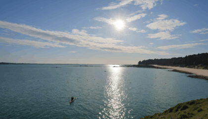 découvrez les avantages d’un séjour en camping dans le morbihan : nature préservée, plages magnifiques, activités variées et ambiance conviviale pour des vacances inoubliables en bretagne.