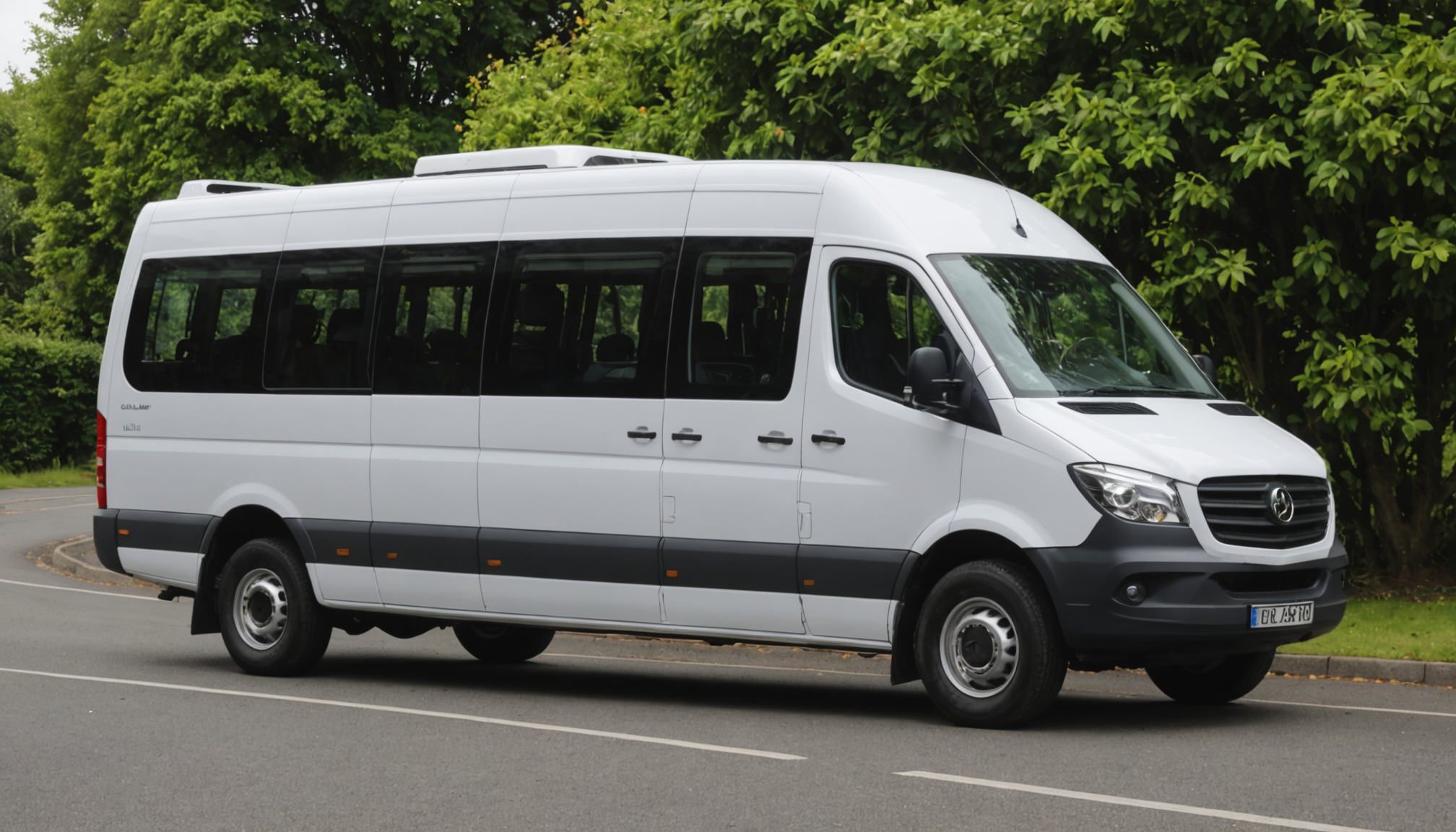 découvrez les meilleures options de transport pour voyager en groupe, que ce soit en famille, entre amis ou avec des collègues. comparez les solutions de bus, minibus, vans et plus pour un trajet confortable et économique.