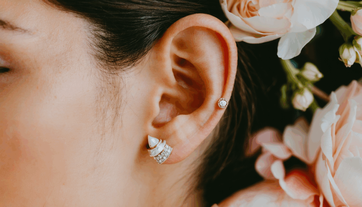 explorez les nombreux avantages du piercing conch, une tendance incontournable en matière de mode corporelle. découvrez comment ce type de piercing peut non seulement embellir votre style, mais aussi offrir des bénéfices uniques en termes de confort et de personnalisation. plongez dans l'univers du piercing conch et laissez-vous inspirer par ses possibilités.