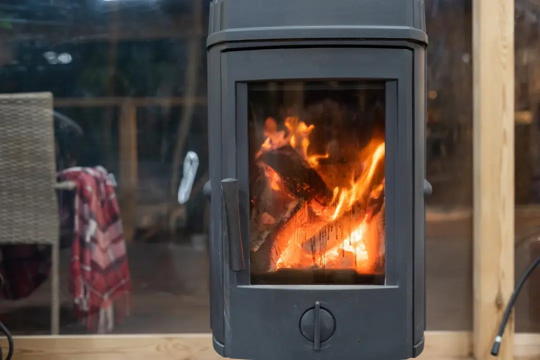 Les avantages des poêles à bois LEGRAND pour un chauffage économique et écologique