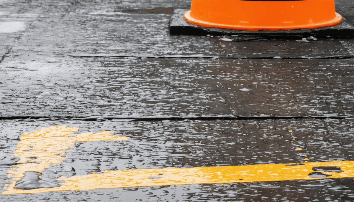 découvrez les principaux inconvénients du béton imprimé avant de débuter vos travaux. informez-vous sur ses limites, l'entretien nécessaire et les précautions à prendre pour faire un choix éclairé.